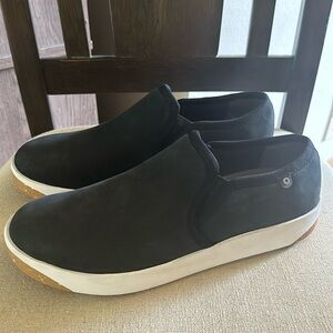 Bogs Women’s Kicker Suede Slip On Leather Sneakers Shoes Black Size 9.5